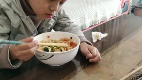 吃瓜小子视频,短视频中的趣味生活瞬间