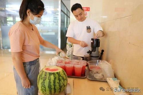 保定吃瓜事件视频,一场网络热议背后的真相揭秘