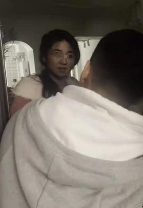 吃瓜被抓女子视频下载,揭秘网络舆论的狂欢与监管的挑战